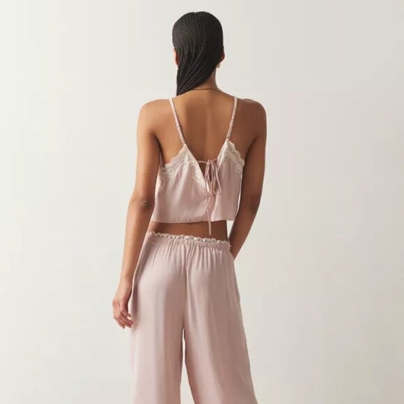 NWT UO Out From Under Juliette Lacy Pink Satin Cami - Picture 2 of 7